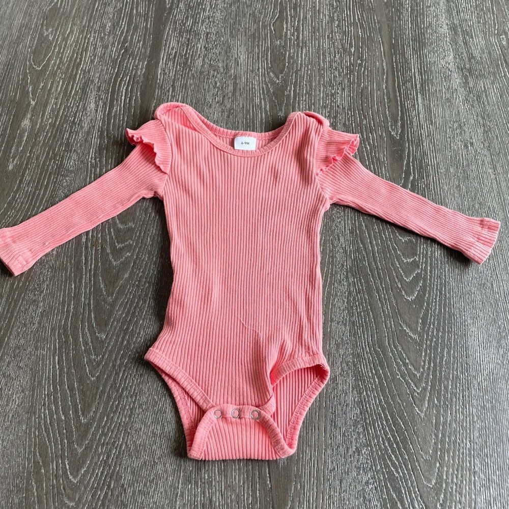 6-9M Peach Long sleeve onsie